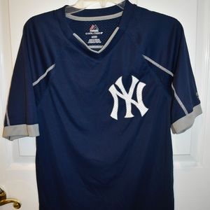 Authentic NY Yankees shirt